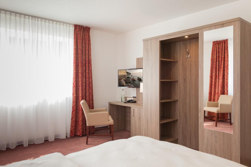 Hotel Meerzeit Binz Ngoại thất bức ảnh